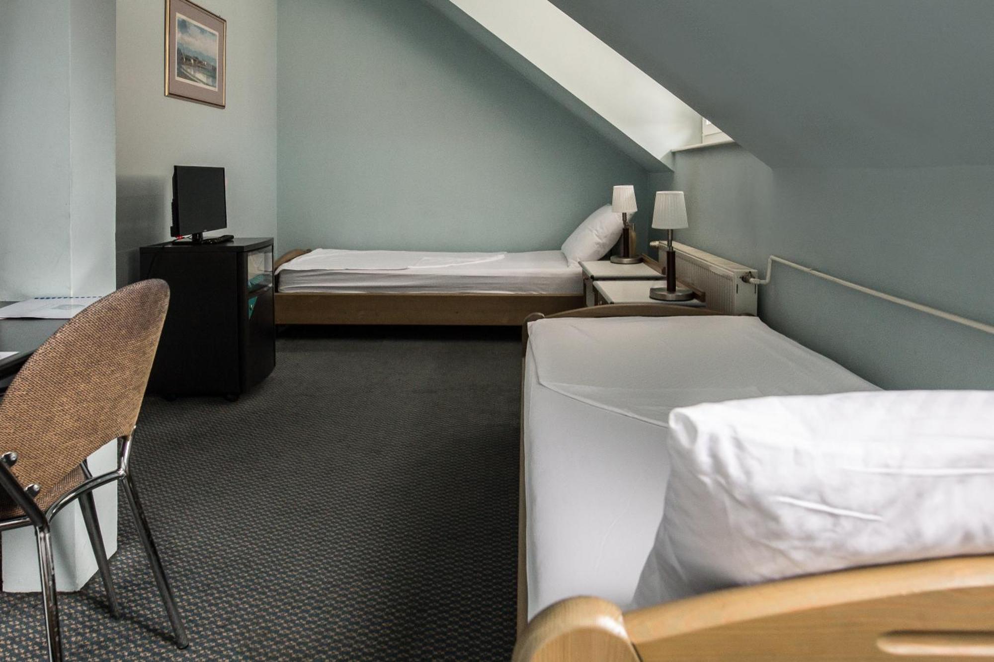 Hotel Carlstadt Карловац Стая снимка